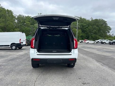 Used 2021 GMC Yukon AT4 w/ LPO, Illumination Package AWD/4WD image 18