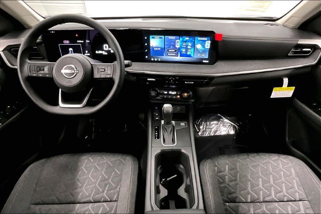 New 2026 Nissan Kicks SV w/ Cold Weather Package AWD/4WD image 6