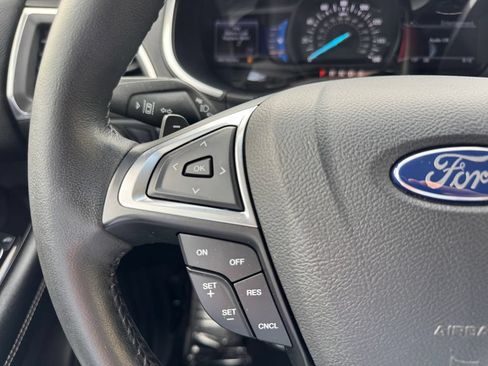 Used 2016 Ford Edge Titanium w/ Equipment Group 302A AWD/4WD image 14