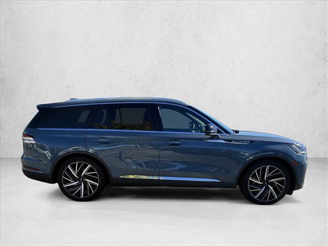 Used 2025 Lincoln Aviator Reserve w/ Equipment Group 201A AWD/4WD image 4
