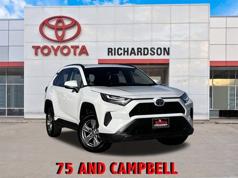 Used 2024 Toyota RAV4 LE image 1
