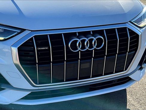 Used 2019 Audi Q3 2.0T Premium Plus image 29