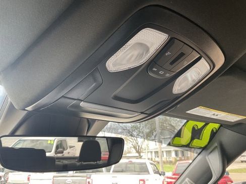 Used 2022 RAM 1500 Big Horn w/ Level 1 Safety Group AWD/4WD image 17