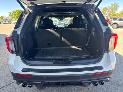 Used 2025 Ford Explorer ST w/ Sun And Sound Package AWD/4WD image 22
