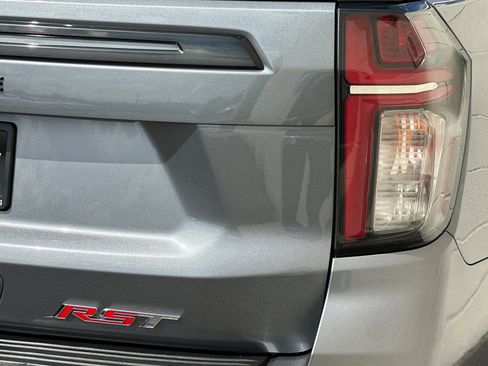 Used 2021 Chevrolet Tahoe RST w/ Luxury Package image 39