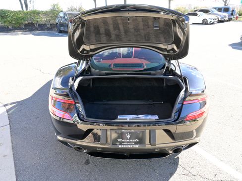 Used 2014 Aston Martin Vanquish Coupe image 31