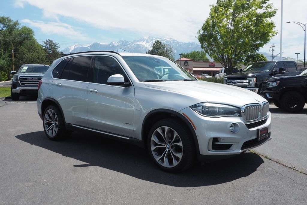 Used 2016 BMW X5 xDrive50i AWD/4WD image 3