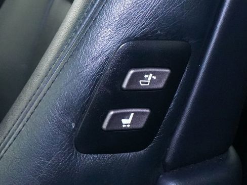 Used 2011 Lexus LS 460 AWD w/ Luxury Value Edition image 21