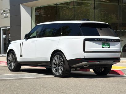 New 2026 Land Rover Range Rover Long Wheelbase SE