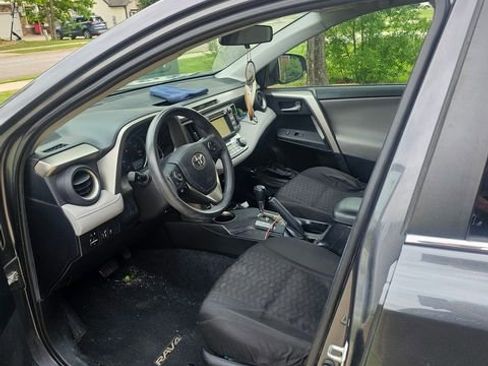 Used 2015 Toyota RAV4 XLE FWD image 29