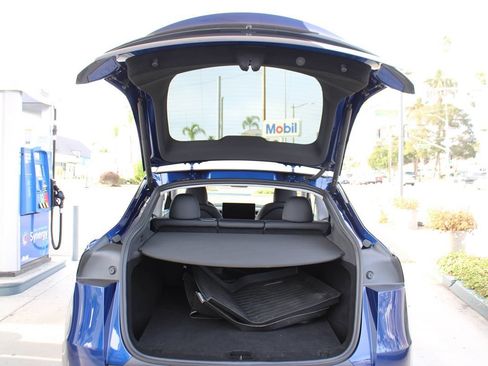 Used 2026 Tesla Model Y Long Range AWD/4WD image 34