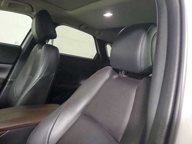 Used 2023 MAZDA CX-30 AWD 2.5 S w/ Premium Package image 23
