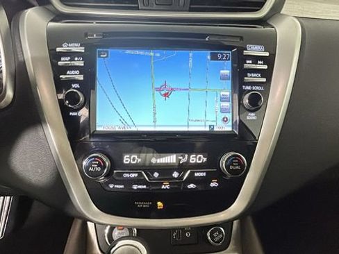 Used 2018 Nissan Murano SL w/ Moonroof Package AWD/4WD image 23