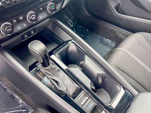 Used 2024 Honda Accord Sport image 23