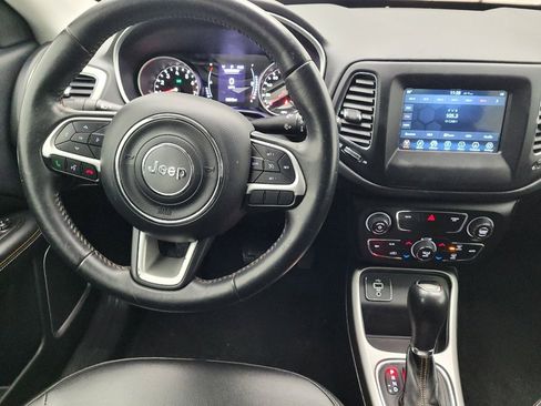 Used 2019 Jeep Compass Latitude image 22