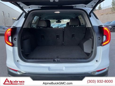 Used 2024 GMC Terrain AT4 image 20