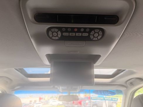 Used 2011 Honda Pilot Touring image 32
