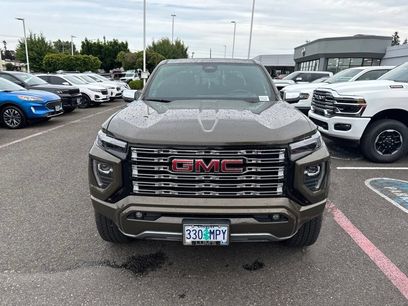 Used 2024 GMC Canyon Denali