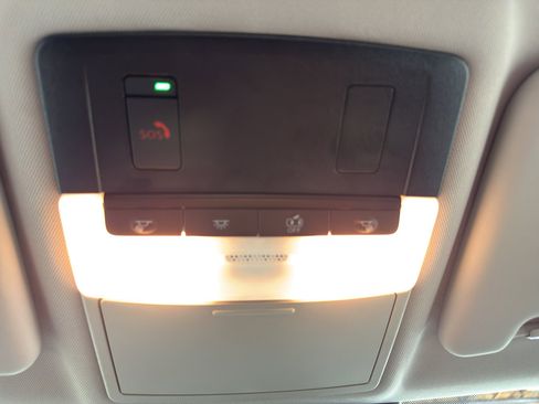 Used 2024 Mitsubishi Outlander SE AWD/4WD image 29