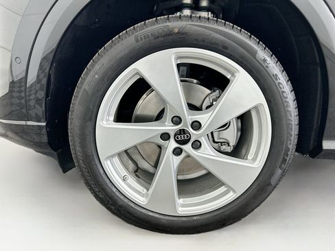 Used 2025 Audi Q5 Premium Plus AWD/4WD image 29