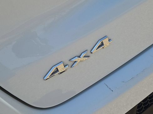 Used 2025 Jeep Compass Limited AWD/4WD image 12
