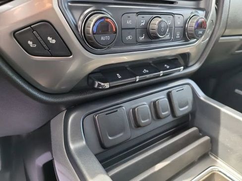 Used 2017 Chevrolet Silverado 2500 LT AWD/4WD image 19