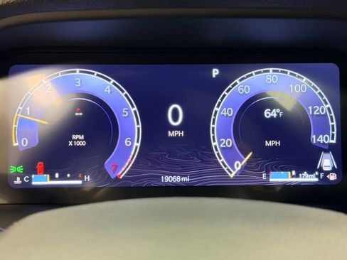 Used 2024 Jeep Grand Cherokee L Limited AWD/4WD image 12