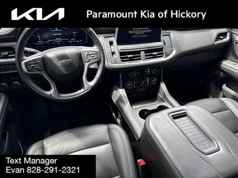 Used 2022 Chevrolet Tahoe Z71 w/ Luxury Package AWD/4WD image 20