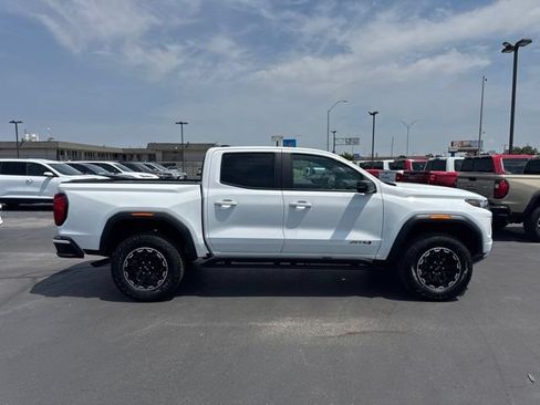 Used 2026 GMC Canyon AT4 AWD/4WD image 2