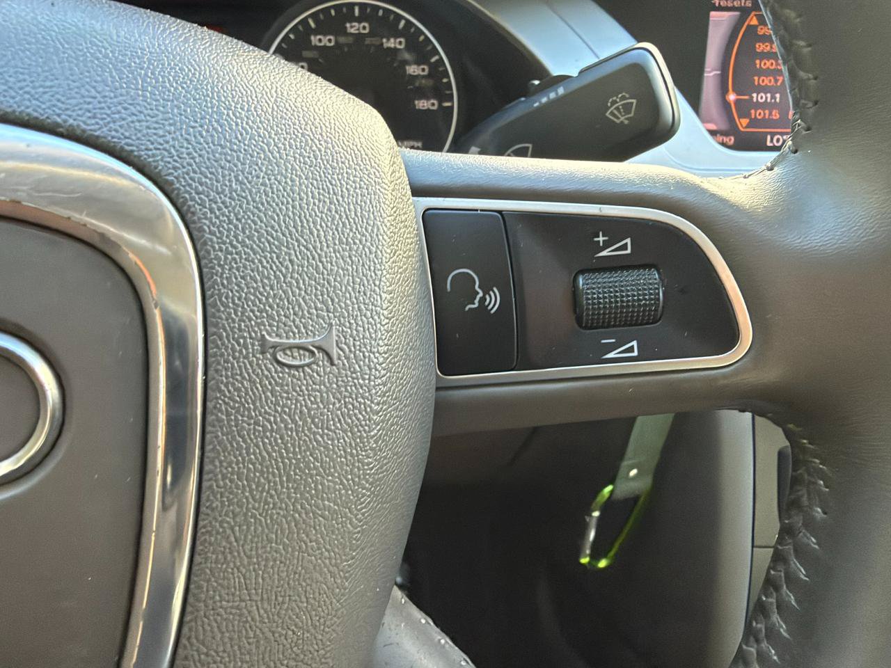 Used 2011 Audi A4 2.0T Premium AWD/4WD image 28