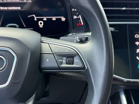 Used 2021 Audi Q8 Premium Plus w/ Premium Plus Package image 18