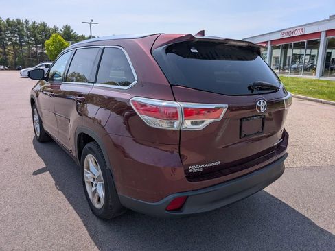 Used 2016 Toyota Highlander Limited AWD/4WD image 3