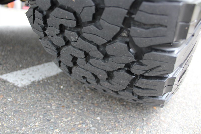 Used 2005 Ford Excursion XLT AWD/4WD image 39