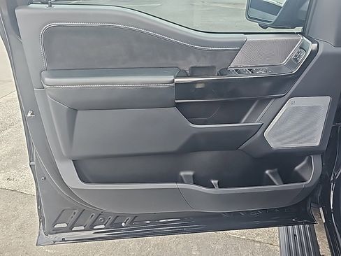 Used 2023 Ford F150 Platinum w/ Equipment Group 701A High image 11