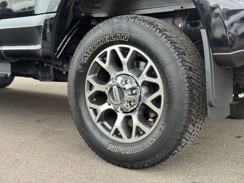 Used 2021 Ford F250 Lariat image 28