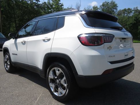 Used 2018 Jeep Compass Limited AWD/4WD image 7
