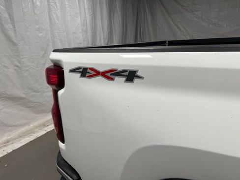 Used 2022 Chevrolet Silverado 2500 LT AWD/4WD image 18