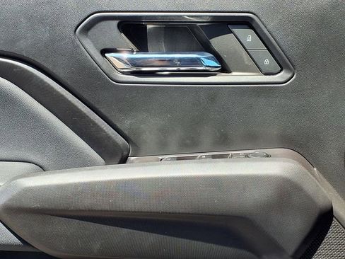 Used 2024 Chevrolet Colorado LT w/ LT Convenience Package II AWD/4WD image 19