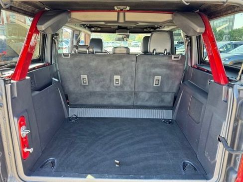 Used 2023 Ford Bronco Wildtrak AWD/4WD image 9