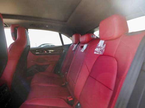 New 2025 Porsche Macan 4S Electric image 25