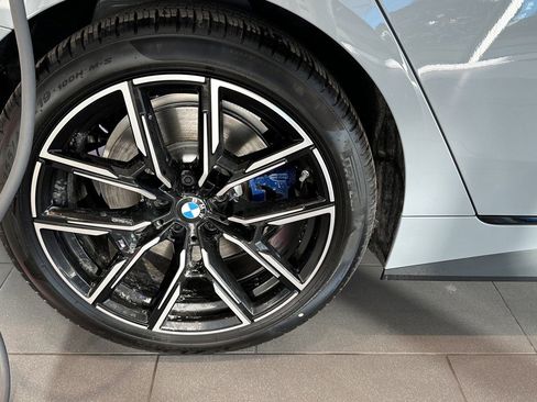 Certified 2025 BMW i4 xDrive40i w/ M Sport Package image 10
