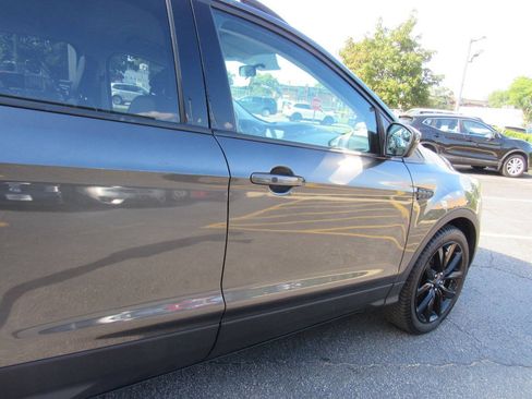 Used 2019 Ford Escape SE AWD/4WD image 12