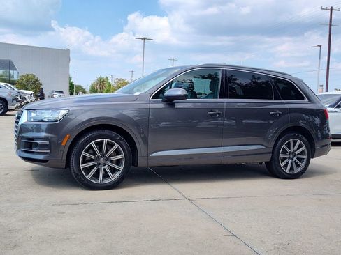 Used 2019 Audi Q7 3.0T Premium Plus w/ Premium Plus Package AWD/4WD image 3
