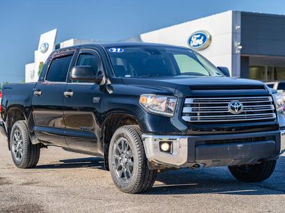 Used 2021 Toyota Tundra SR5 w/ Trail Edition