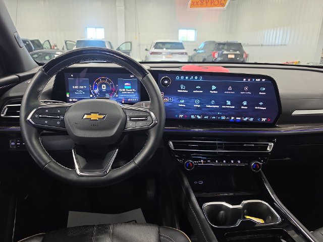 Used 2026 Chevrolet Traverse High Country AWD/4WD image 10