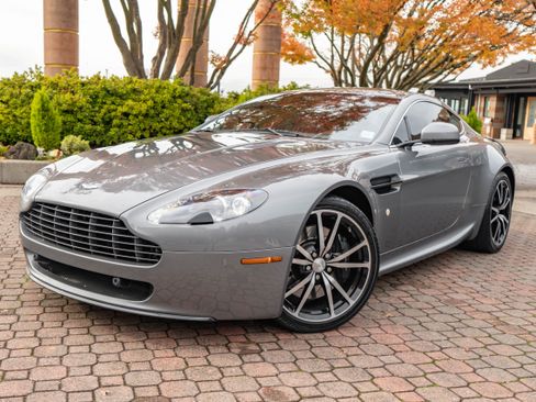 Used 2011 Aston Martin V8 Vantage N420 image 24