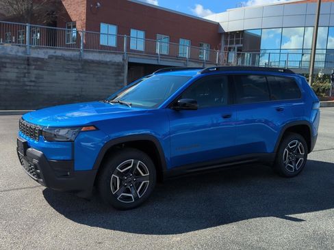 New 2026 Jeep Cherokee Laredo AWD/4WD image 3