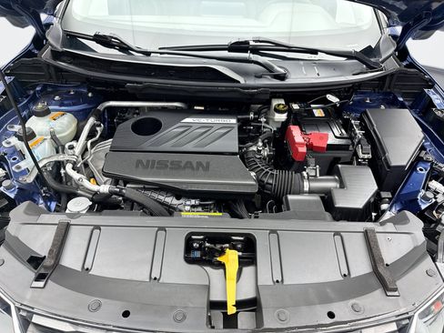 Used 2023 Nissan Rogue SV AWD/4WD image 25