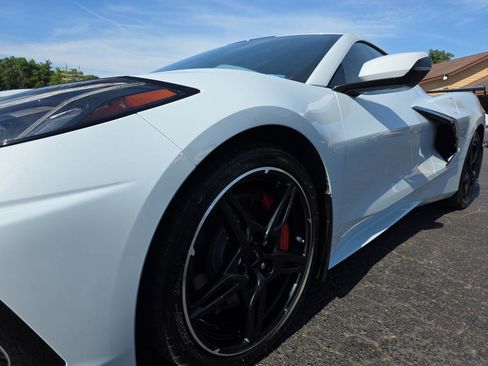 Used 2023 Chevrolet Corvette Stingray Coupe w/ Z51 Performance Package RWD image 36
