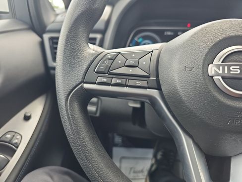 Used 2024 Nissan Leaf S FWD image 18